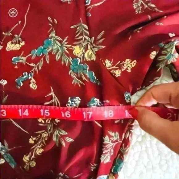 Sienna Sky Maroon Floral V-Neck Faux Wrap Cinch Waist Knotted Back Top Size M - Picture 12 of 12